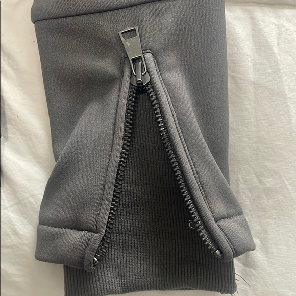 Grey Moto Jacket with Front Zipper Structured Shoulders and Lapel Collars Size S - Picture 13 of 13